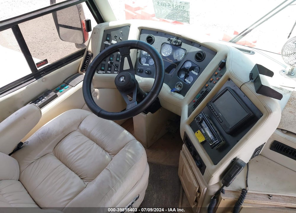 1996 ROADMASTER RAIL EXECUTIVE SIGNATURE VIN: 1RF120614T1012299