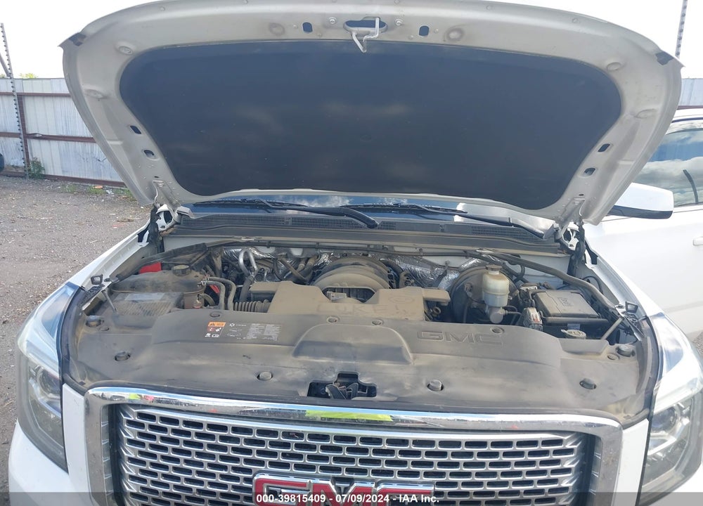 2016 GMC YUKON SLT VIN: 1GKS1BKC3GR364576