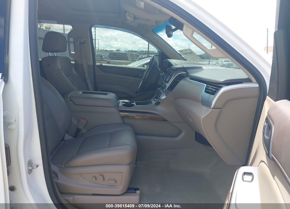 2016 GMC YUKON SLT VIN: 1GKS1BKC3GR364576
