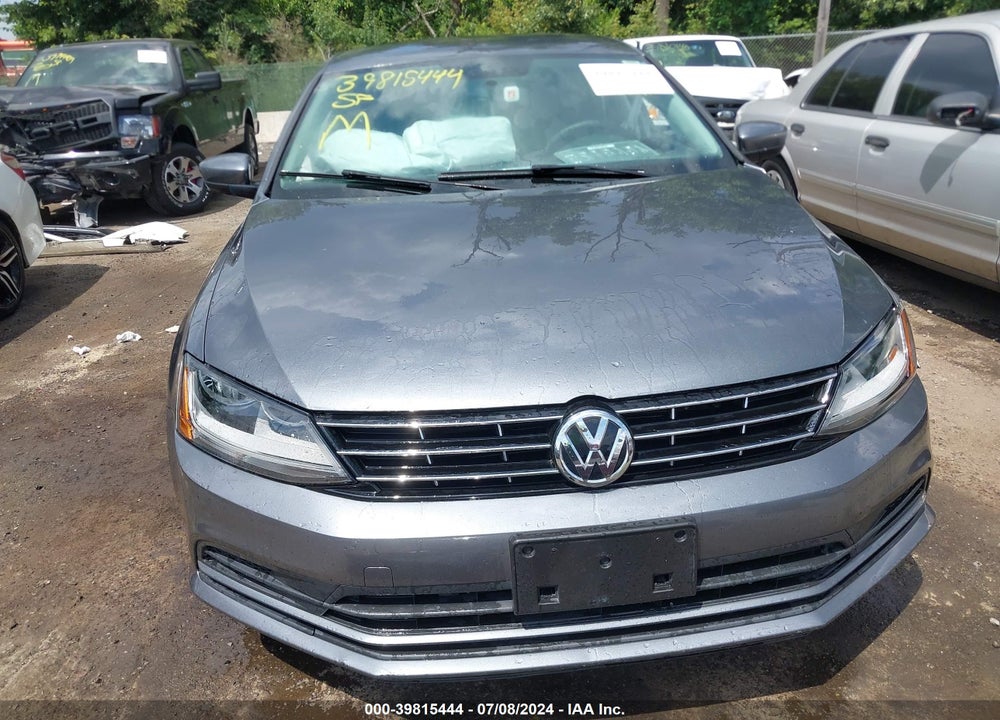 2018 VOLKSWAGEN JETTA 1.4T S VIN: 3VW2B7AJ1JM219547