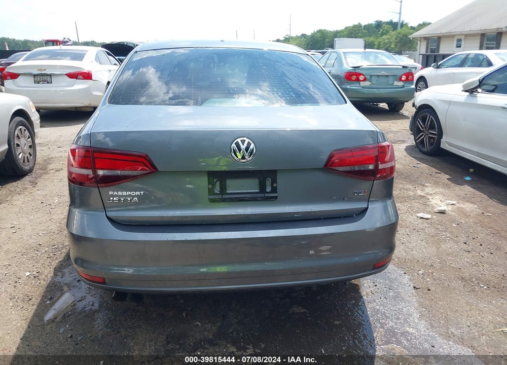 2018 VOLKSWAGEN JETTA 1.4T S VIN: 3VW2B7AJ1JM219547