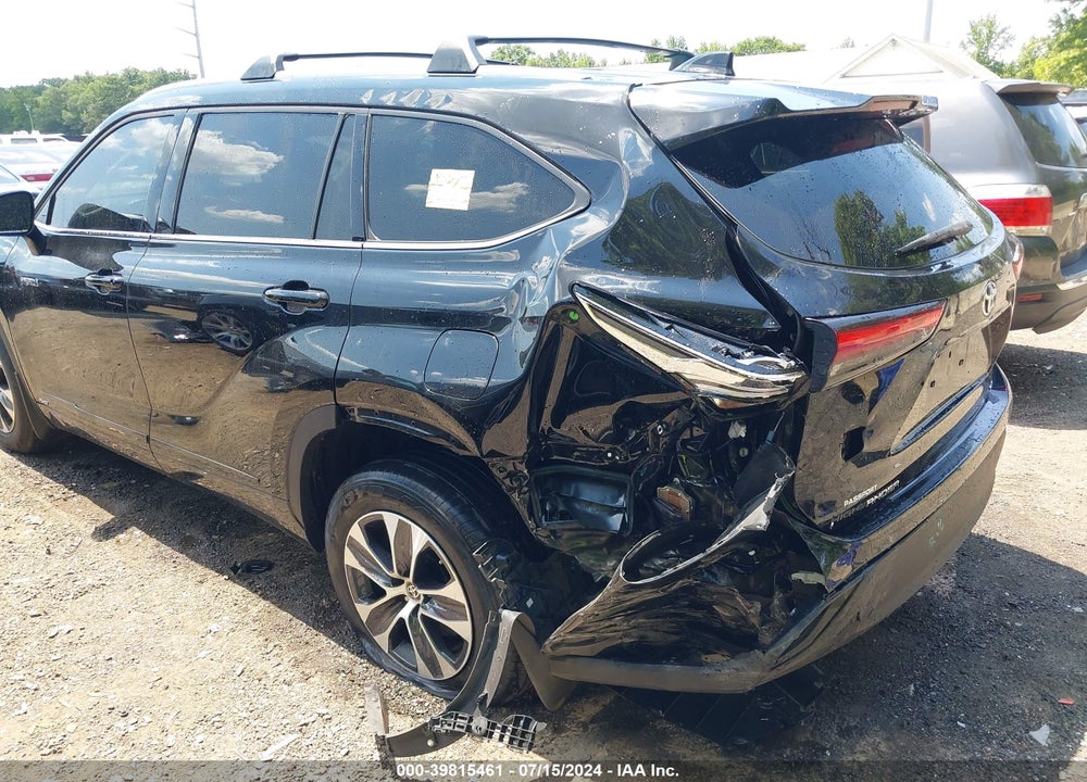 2021 TOYOTA HIGHLANDER HYBRID XLE VIN: 5TDHBRCH2MS518889