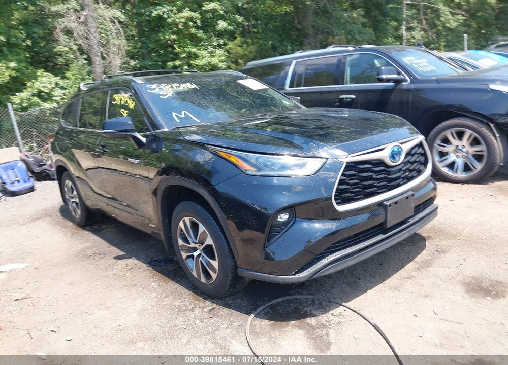 2021 TOYOTA HIGHLANDER HYBRID XLE VIN: 5TDHBRCH2MS518889