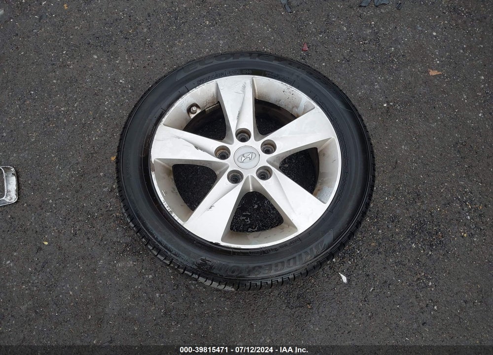 2012 HYUNDAI ELANTRA GLS VIN: 5NPDH4AE9CH116686