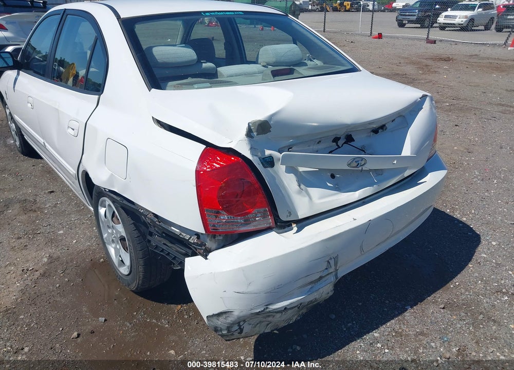 2004 HYUNDAI ELANTRA GLS/GT VIN: KMHDN46D64U769018