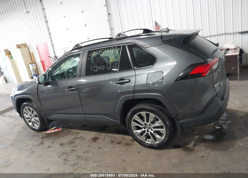 2022 TOYOTA RAV4 XLE PREMIUM VIN: 2T3A1RFVXNW312421
