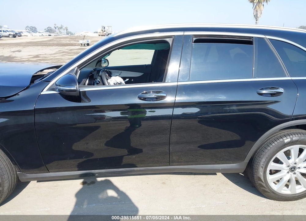 2021 MERCEDES-BENZ GLC 300 SUV VIN: W1N0G8DB0MV306980