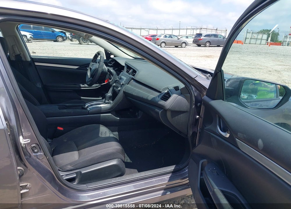 2018 HONDA CIVIC LX VIN: 19XFC2F53JE021434