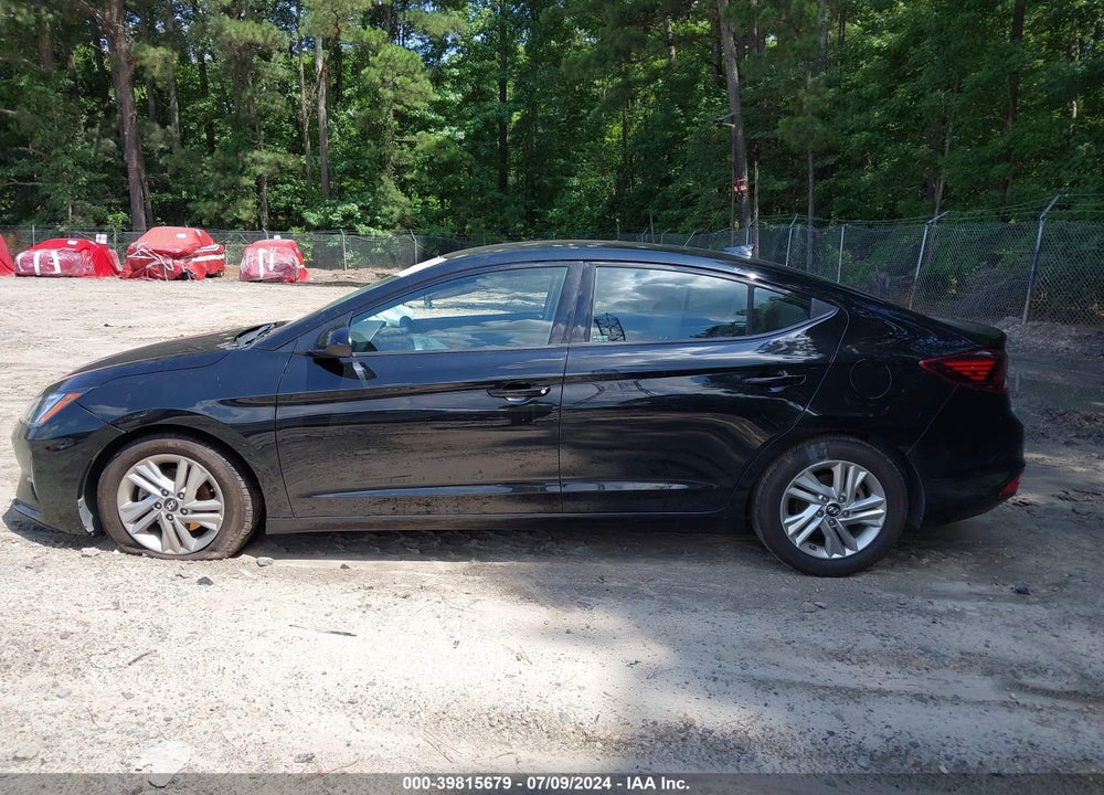 2019 HYUNDAI ELANTRA SEL VIN: 5NPD84LF4KH427947