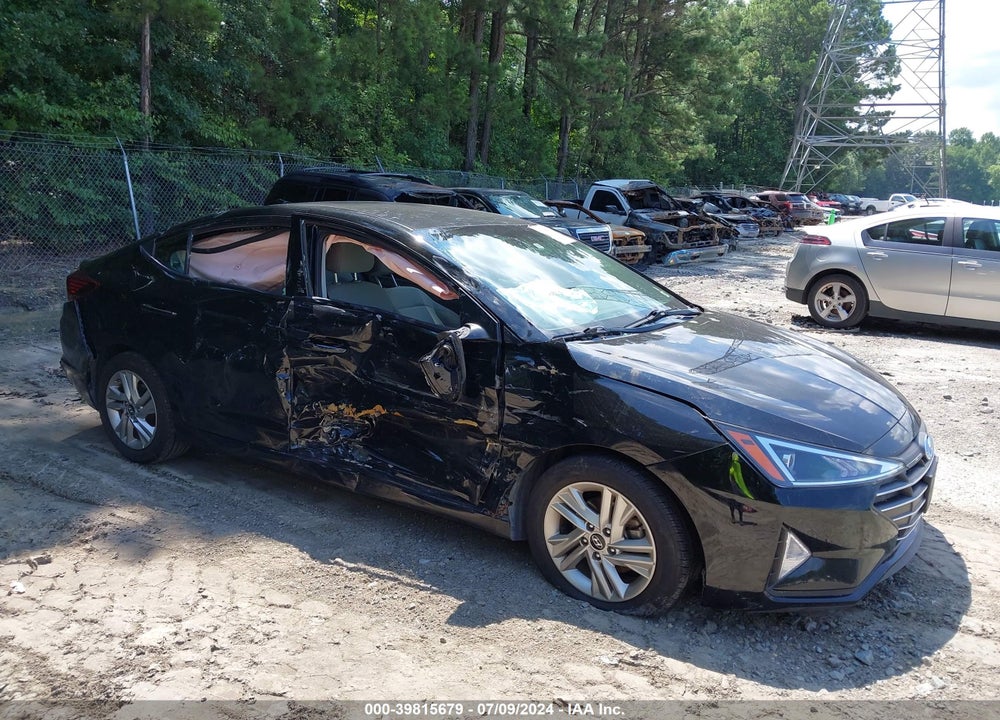 2019 HYUNDAI ELANTRA SEL VIN: 5NPD84LF4KH427947