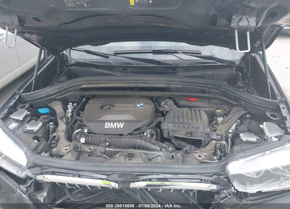 2017 BMW X1 XDRIVE28I VIN: WBXHT3C31H5F84074