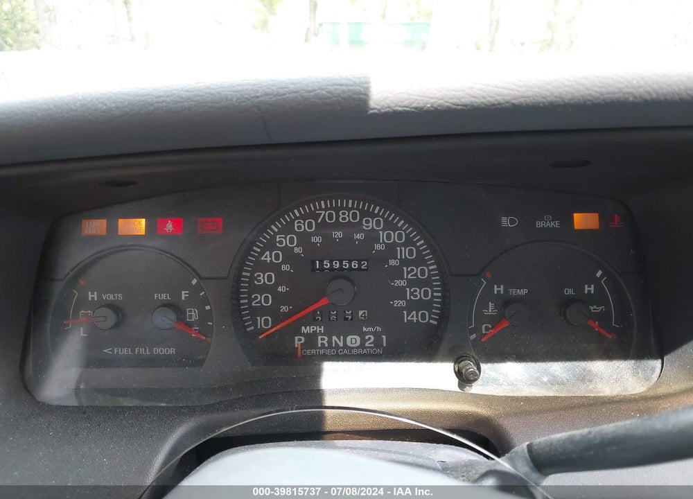 2000 FORD CROWN VICTORIA POLICE INTERCEPTOR VIN: 2FAFP71W5YX109851