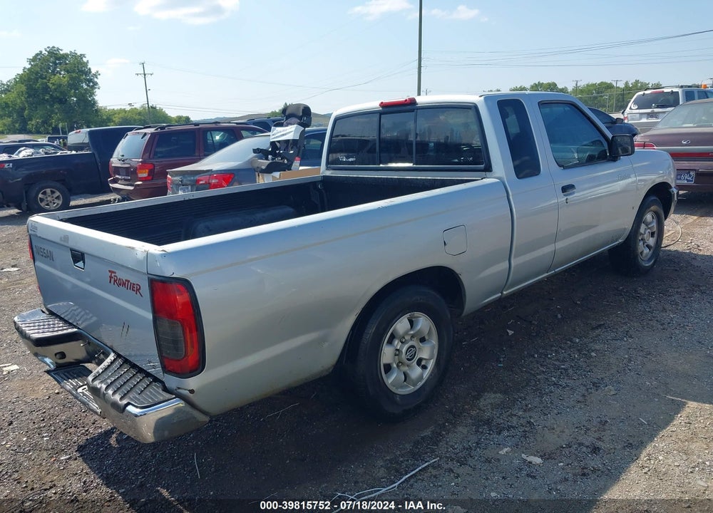 2000 NISSAN FRONTIER XE VIN: 1N6DD26S5YC430950