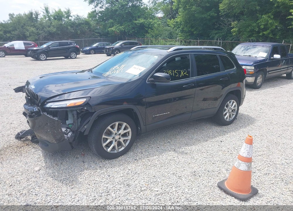 2015 JEEP CHEROKEE LATITUDE VIN: 1C4PJLCB0FW642623