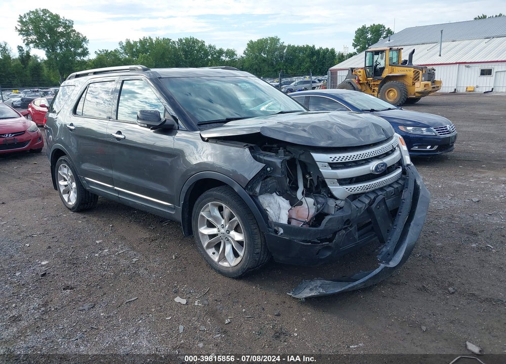 2015 FORD EXPLORER XLT VIN: 1FM5K8D84FGB72073