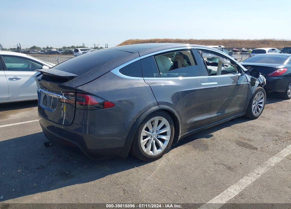 2017 TESLA MODEL X 100D/75D/90D VIN: 5YJXCBE27HF046028