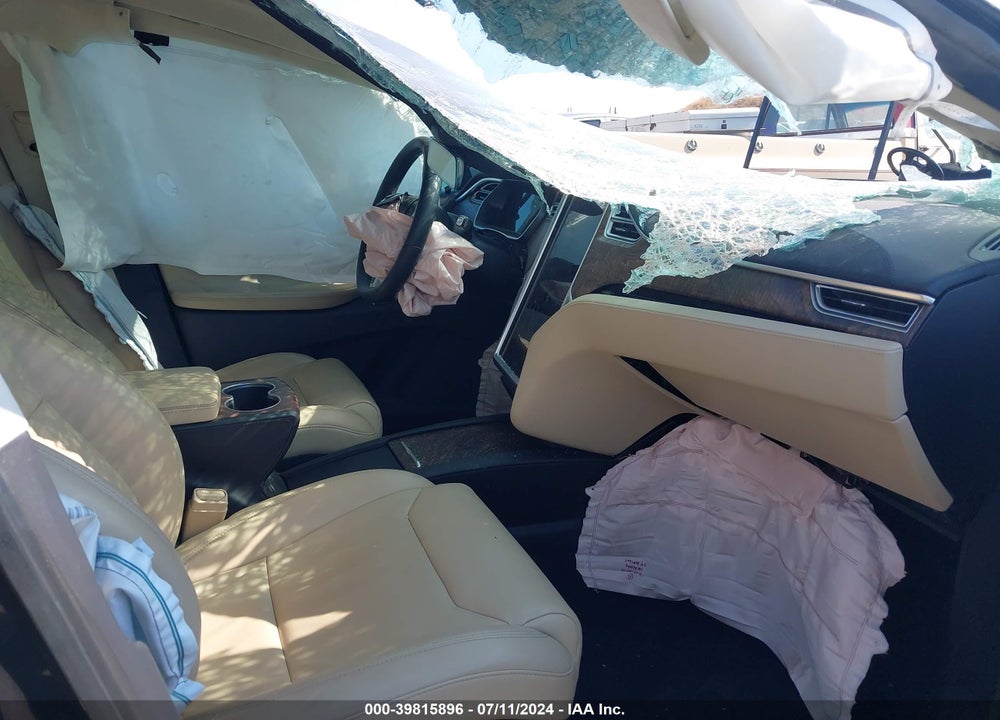 2017 TESLA MODEL X 100D/75D/90D VIN: 5YJXCBE27HF046028