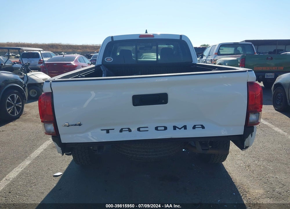 2019 TOYOTA TACOMA SR VIN: 5TFSX5EN2KX070096