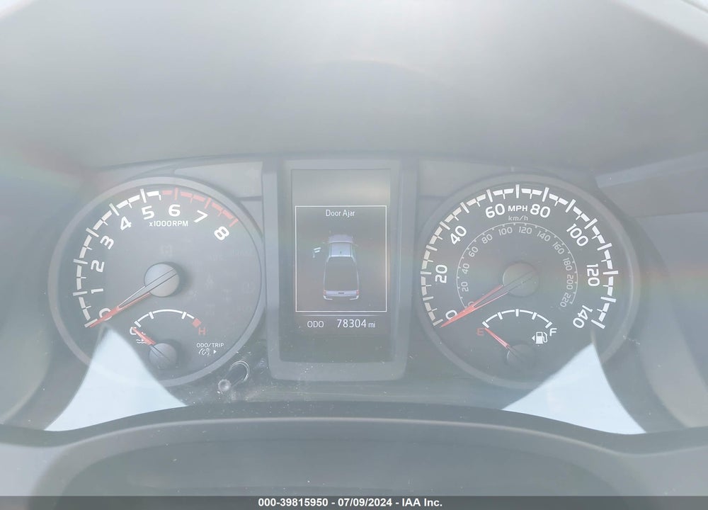 2019 TOYOTA TACOMA SR VIN: 5TFSX5EN2KX070096