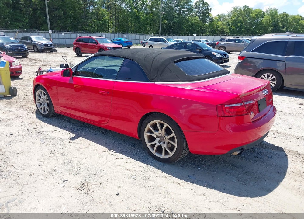 2010 AUDI A5 2.0T PREMIUM VIN: WAUAFAFH7AN017627