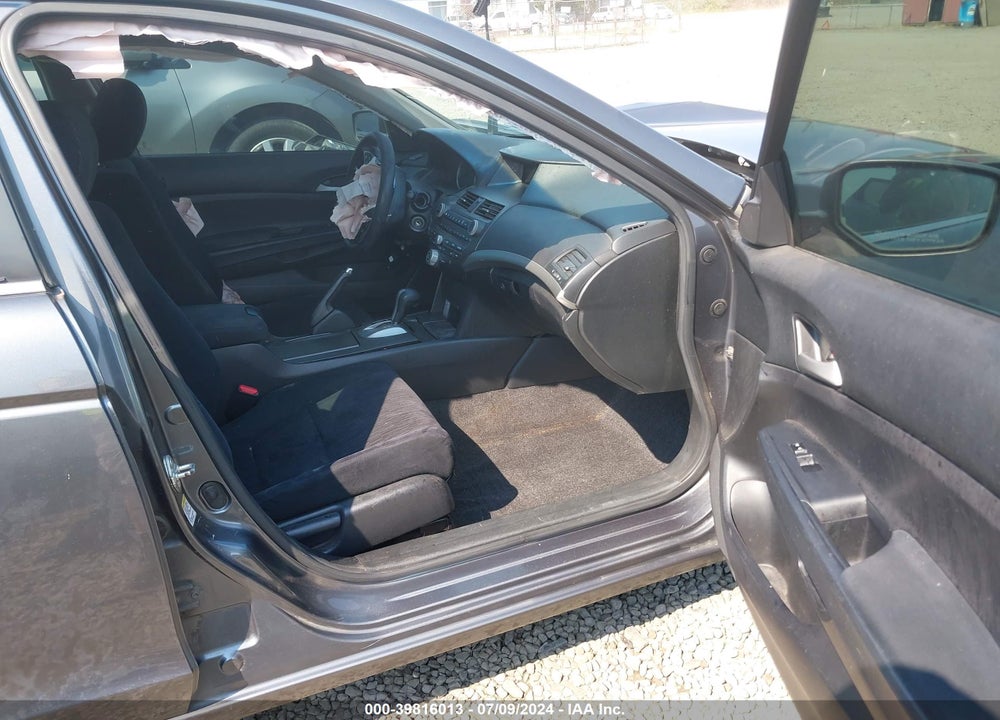 2011 HONDA ACCORD 2.4 LX VIN: 1HGCP2F33BA130858
