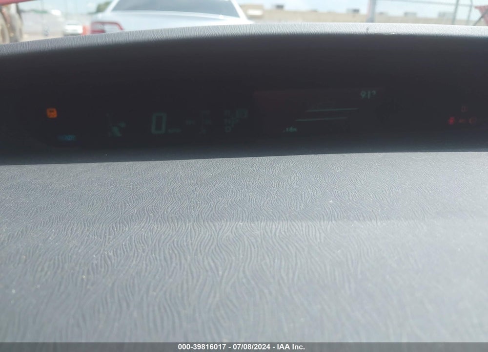 2013 TOYOTA PRIUS TWO VIN: JTDKN3DU5D1690823