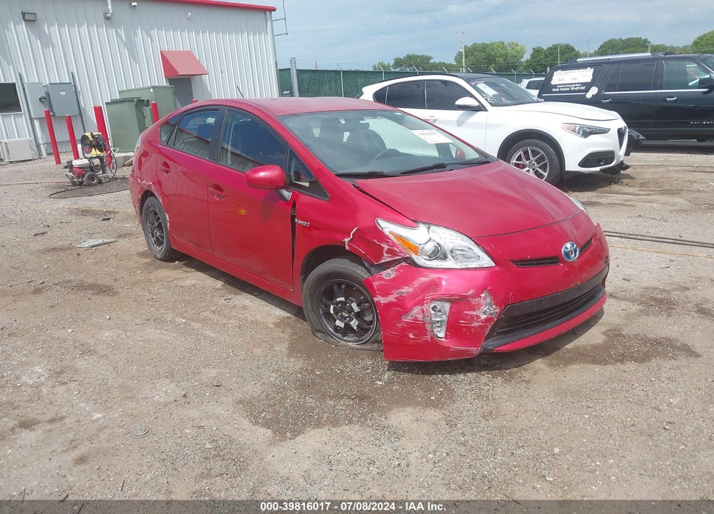 2013 TOYOTA PRIUS TWO VIN: JTDKN3DU5D1690823
