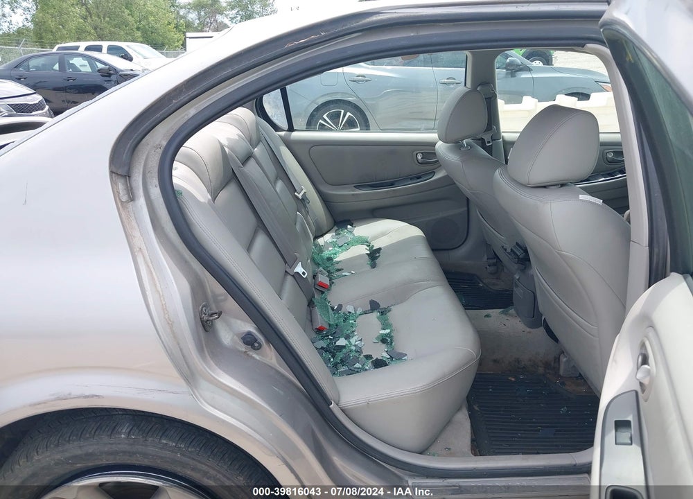 2003 NISSAN MAXIMA SE VIN: JN1DA31A73T440049