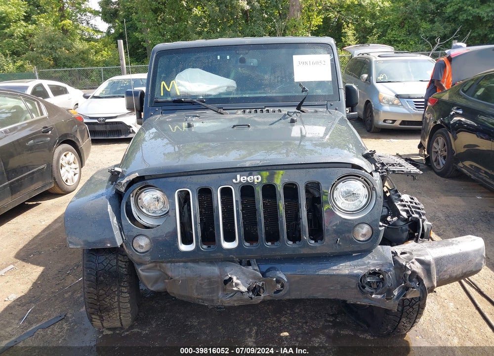 2017 JEEP WRANGLER UNLIMITED SAHARA 4X4 VIN: 1C4BJWEG1HL579136