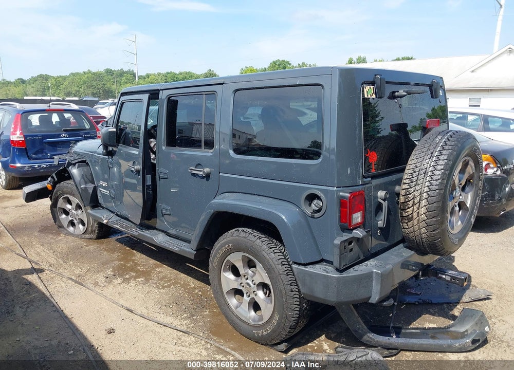 2017 JEEP WRANGLER UNLIMITED SAHARA 4X4 VIN: 1C4BJWEG1HL579136