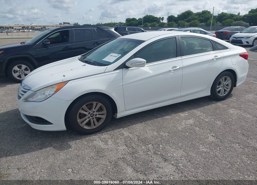 2014 HYUNDAI SONATA GLS VIN: 5NPEB4ACXEH881199