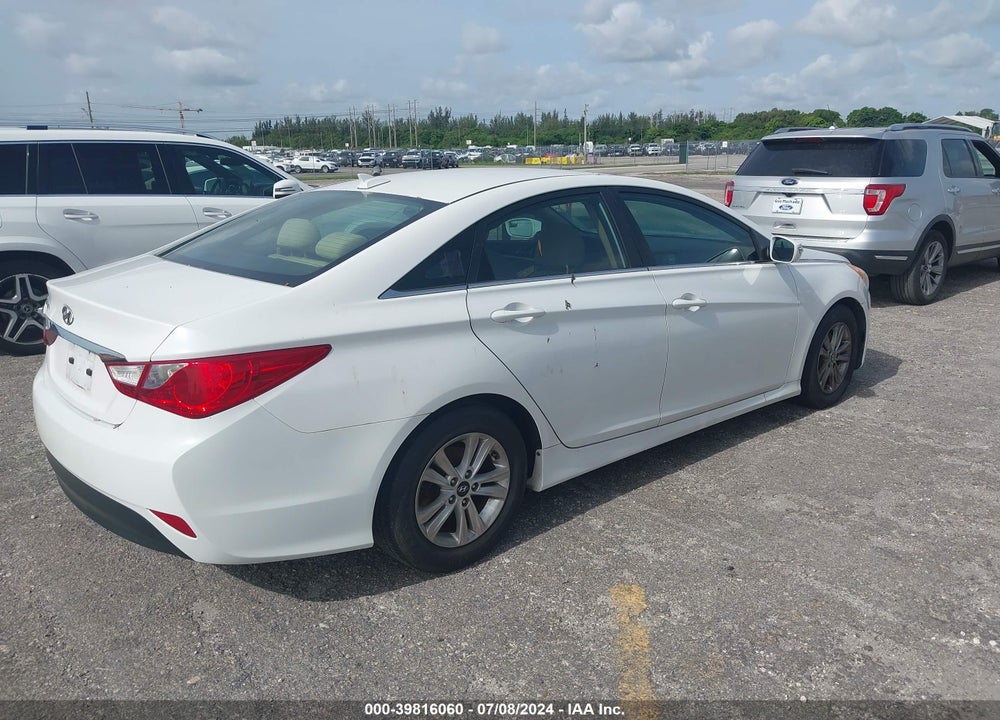 2014 HYUNDAI SONATA GLS VIN: 5NPEB4ACXEH881199