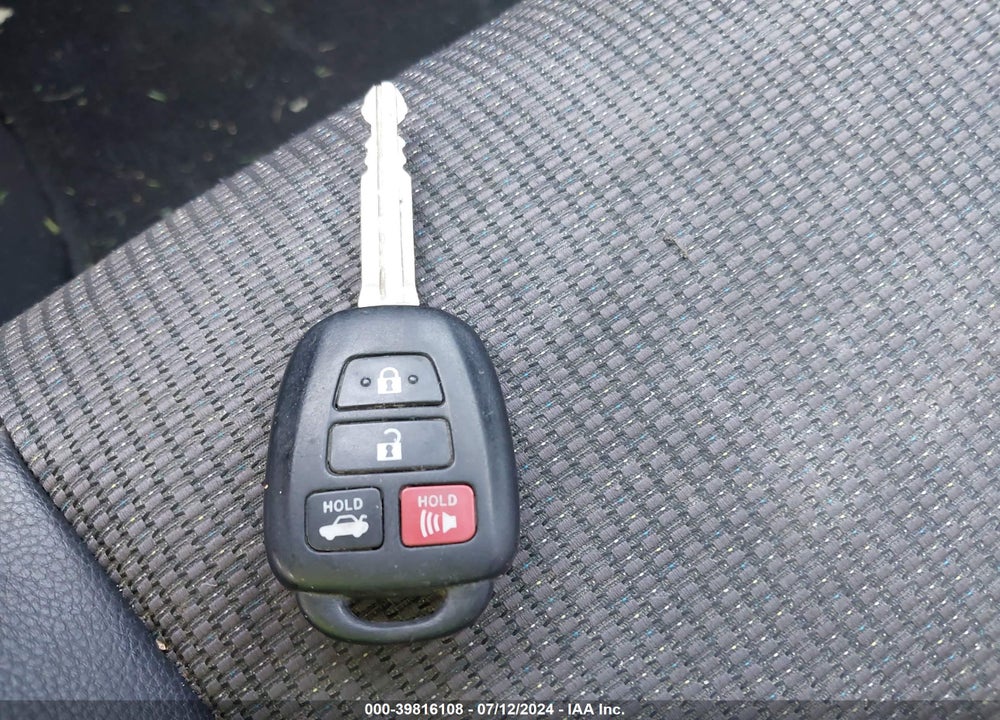 2015 TOYOTA COROLLA S PLUS VIN: 2T1BURHE4FC401230