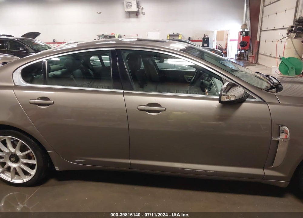 2009 JAGUAR XF LUXURY VIN: SAJWA05B69HR39915