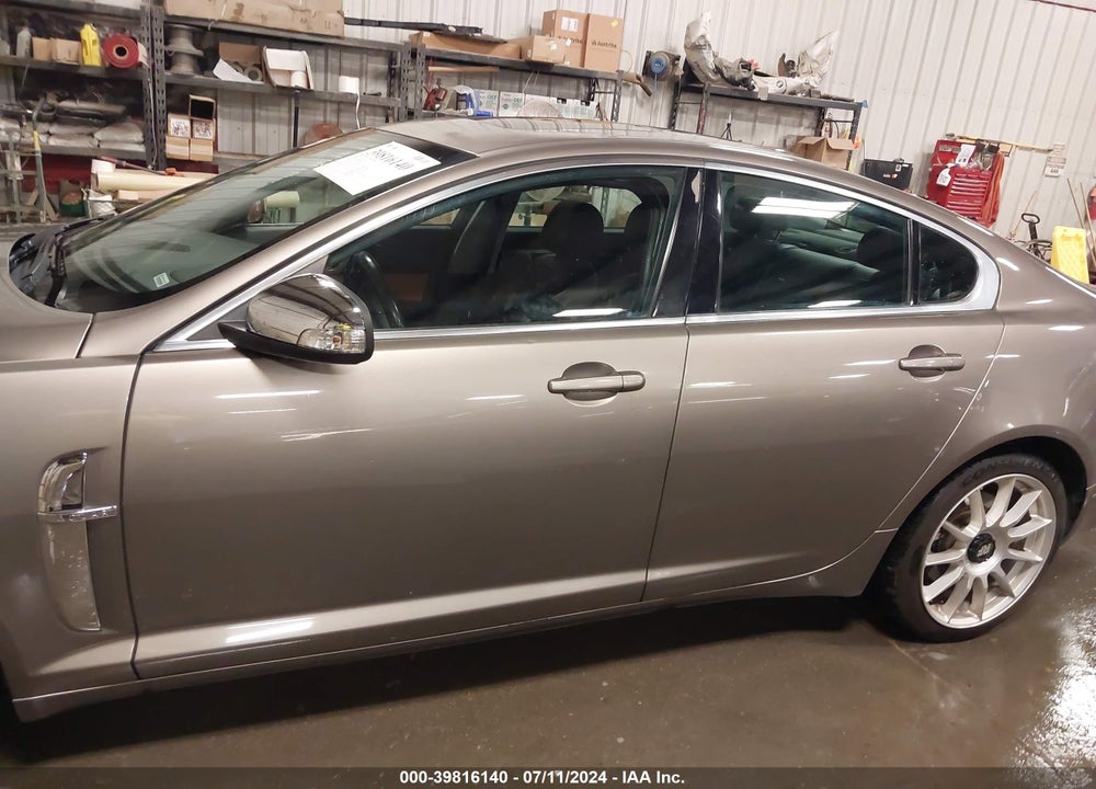 2009 JAGUAR XF LUXURY VIN: SAJWA05B69HR39915