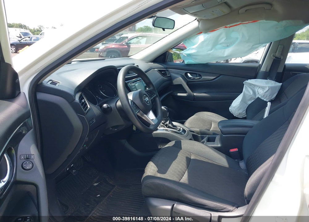 2017 NISSAN ROGUE S VIN: 5N1AT2MV1HC849007