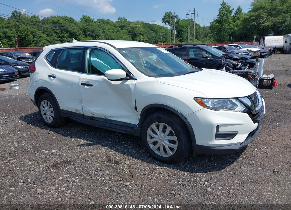 2017 NISSAN ROGUE S VIN: 5N1AT2MV1HC849007
