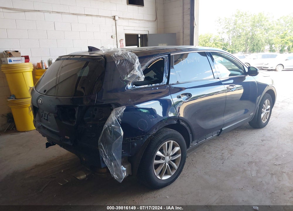 2016 KIA SORENTO 2.4L LX VIN: 5XYPGDA30GG128978