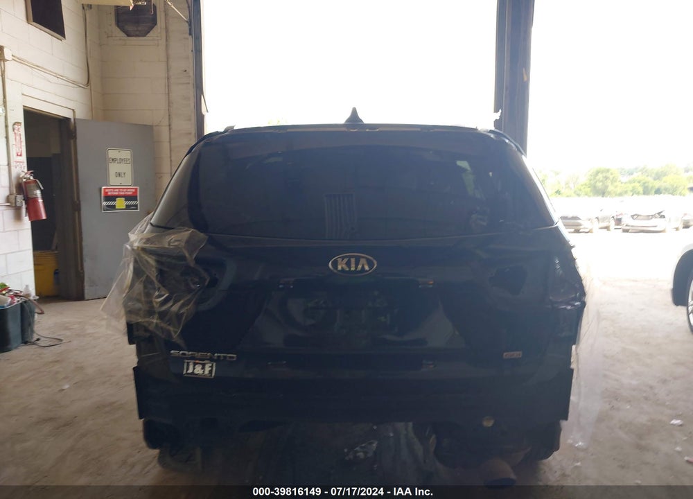 2016 KIA SORENTO 2.4L LX VIN: 5XYPGDA30GG128978