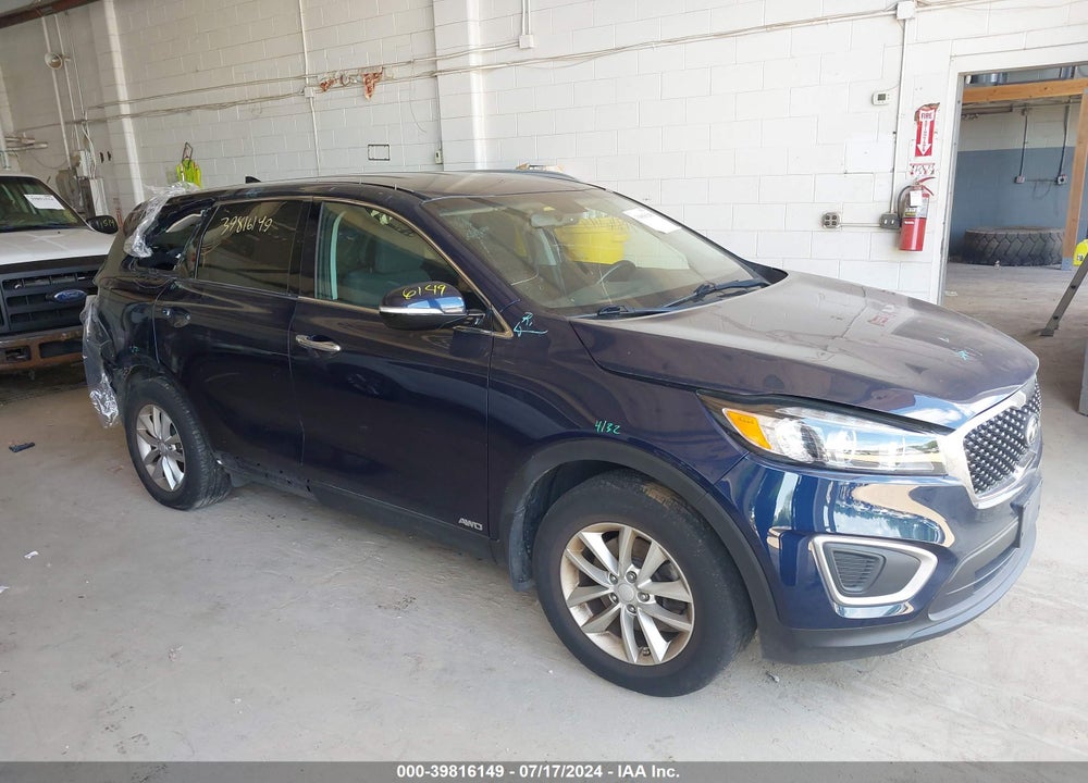 2016 KIA SORENTO 2.4L LX VIN: 5XYPGDA30GG128978