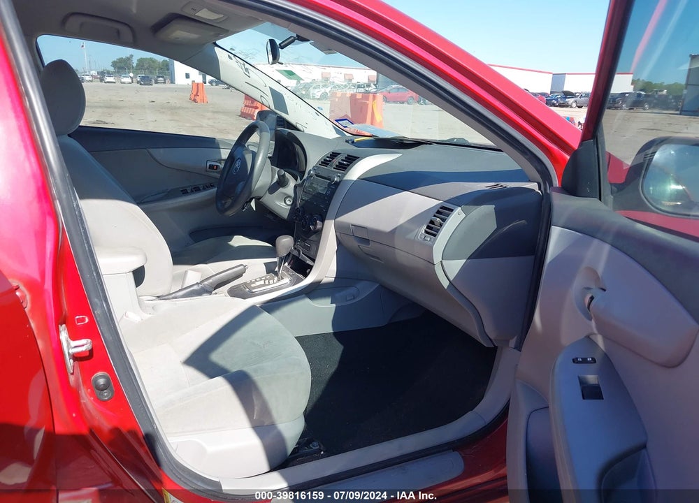 2010 TOYOTA COROLLA LE VIN: 1NXBU4EE0AZ260137