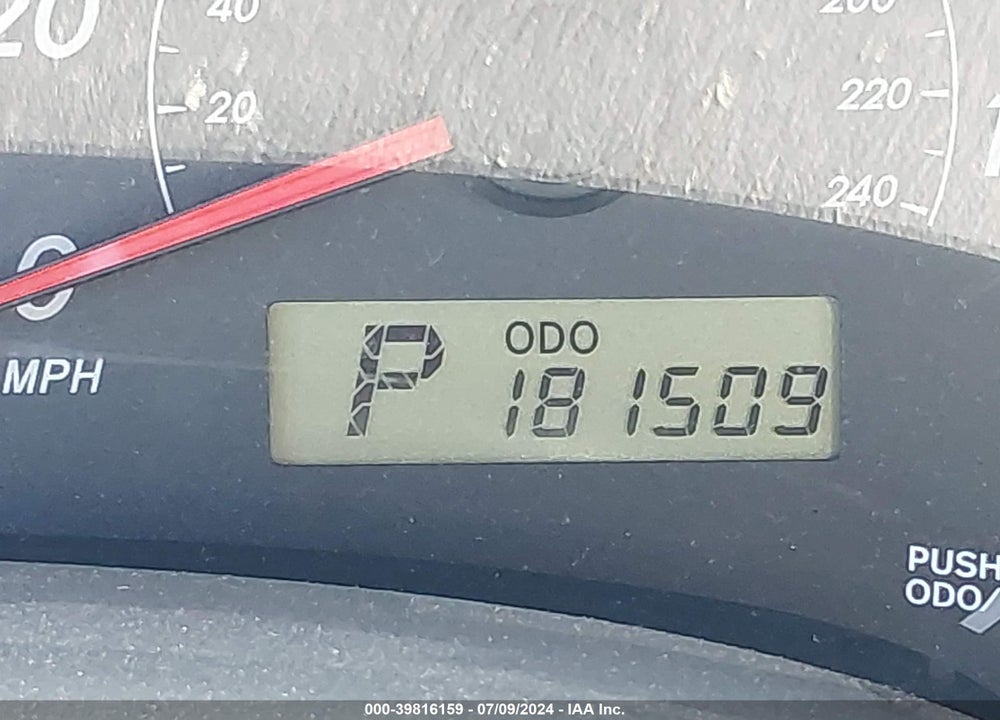2010 TOYOTA COROLLA LE VIN: 1NXBU4EE0AZ260137