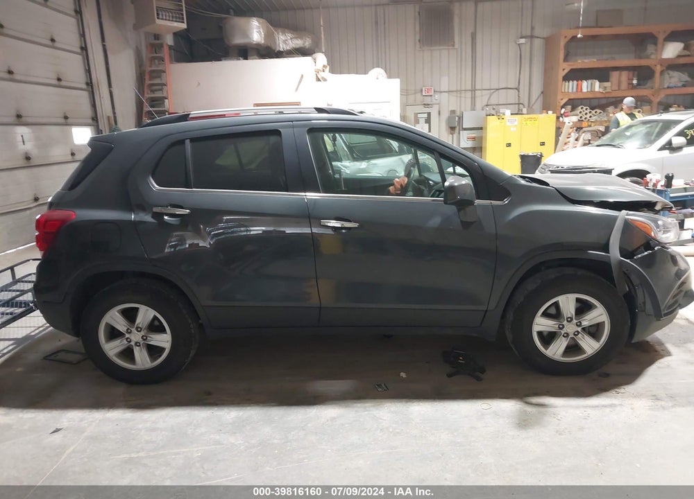 2017 CHEVROLET TRAX LT VIN: 3GNCJPSB2HL208680