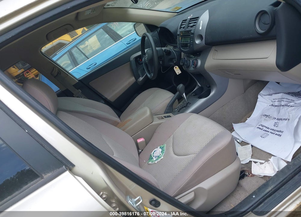 2006 TOYOTA RAV4 VIN: JTMBD33V866009069