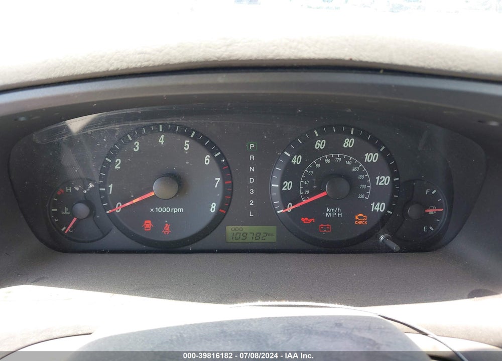 2006 HYUNDAI ELANTRA GLS/LIMITED VIN: KMHDN46D76U370377