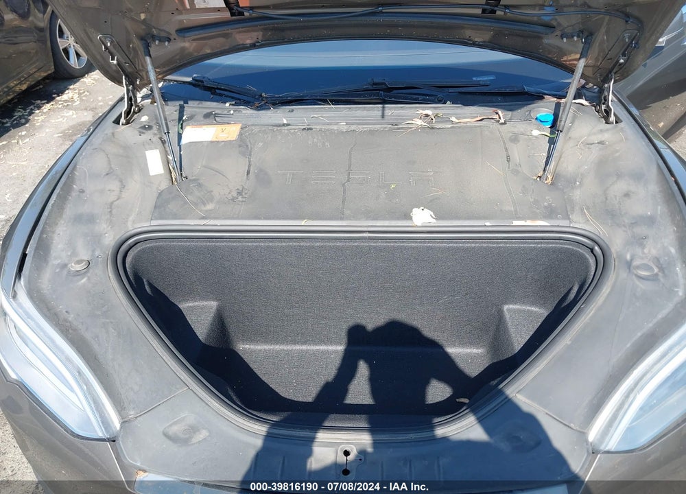 2016 TESLA MODEL S 60D/70D/75D/85D/90D VIN: 5YJSA1E25GF147402