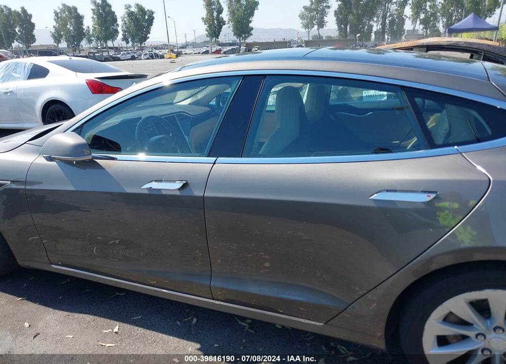 2016 TESLA MODEL S 60D/70D/75D/85D/90D VIN: 5YJSA1E25GF147402