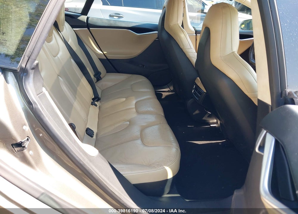 2016 TESLA MODEL S 60D/70D/75D/85D/90D VIN: 5YJSA1E25GF147402