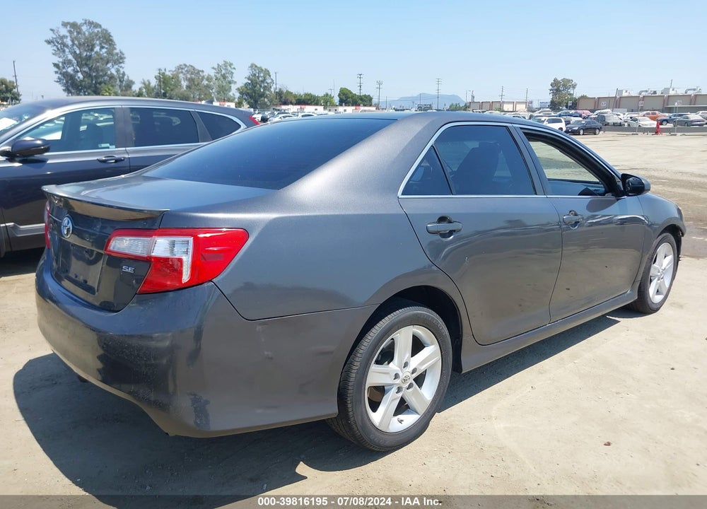 2013 TOYOTA CAMRY SE VIN: 4T1BF1FK9DU670260