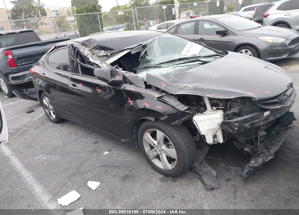 2013 HYUNDAI ELANTRA GLS VIN: 5NPDH4AE9DH268565